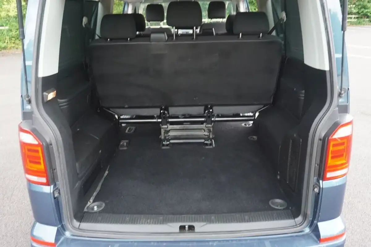 2019-volkswagen-transporter-shuttle-20tdi-t32-se-bmt-lwb-150pseu6dt-e-dsg-big-4