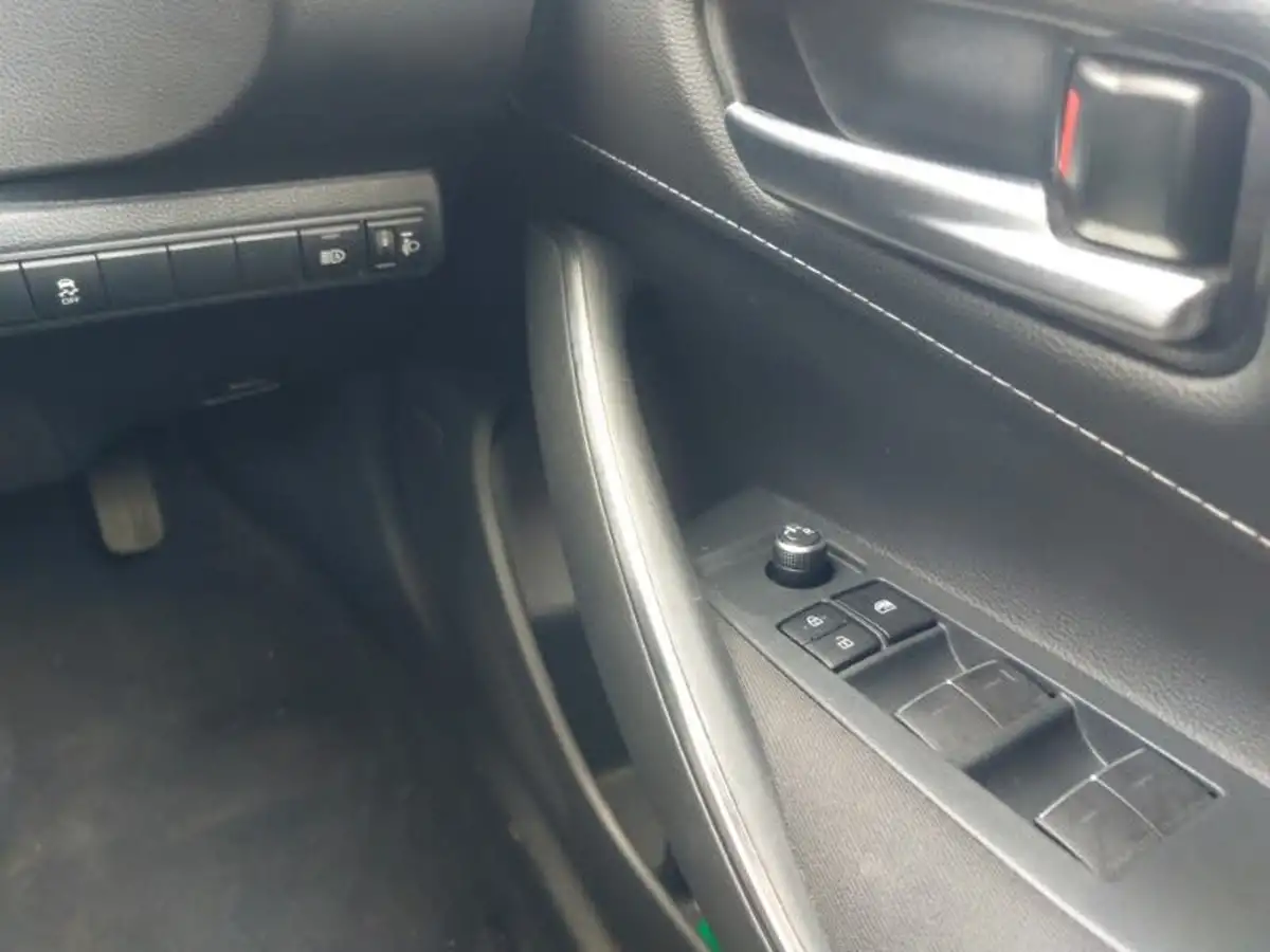 2022-toyota-corolla-20-vvt-i-icon-193bhp-hatchback-big-15
