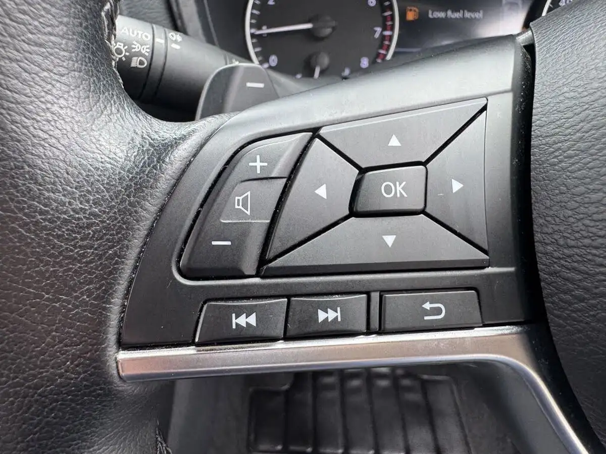 2023-nissan-juke-10-dig-t-n-connecta-dct-big-52