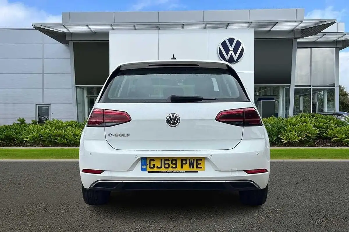 2019-volkswagen-golf-e-e-golf-big-8