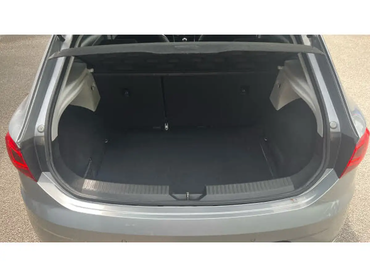 2018-seat-leon-14-tsi-fr-technology-hatchback-5d-big-3
