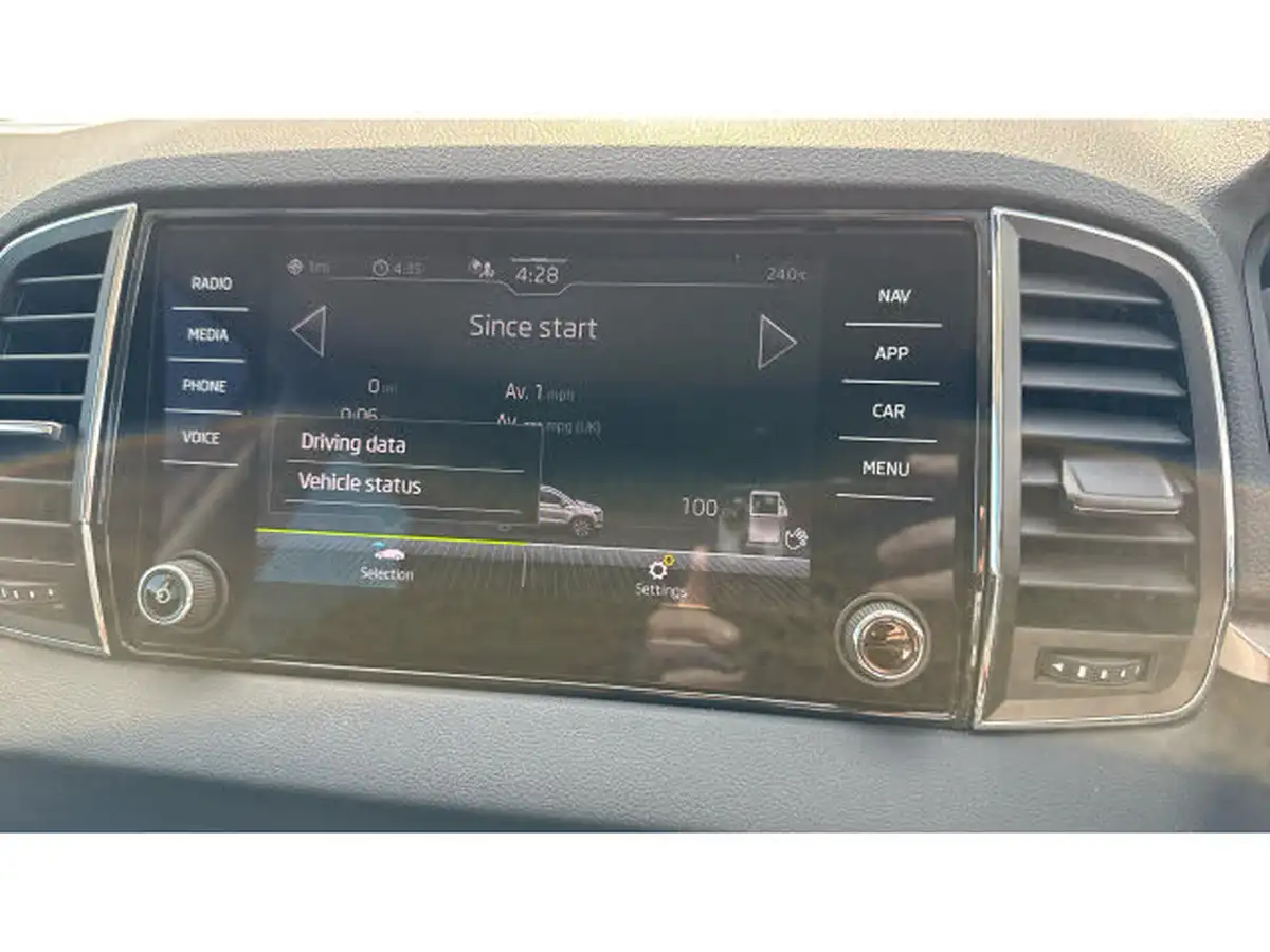 2022-skoda-karoq-10-tsi-se-drive-big-42