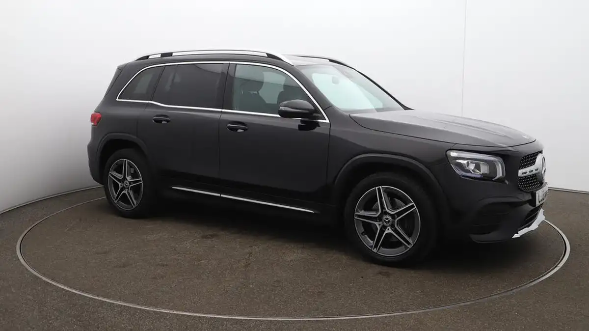 2021-mercedes-benz-glb-class-13-glb200-amg-line-8g-tronic-big-36
