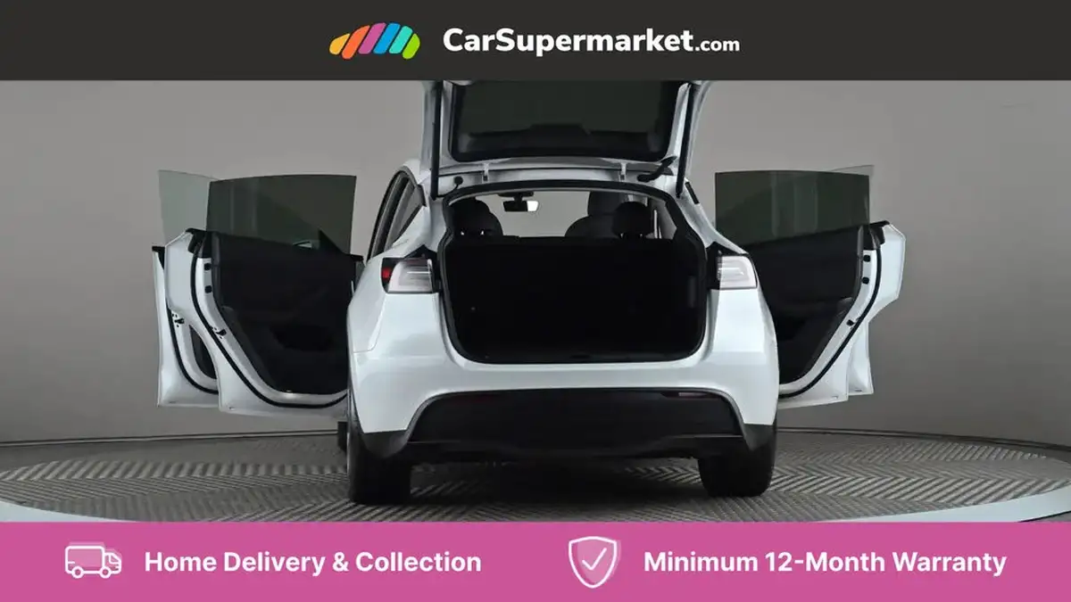 2022-tesla-model-y-e-long-range-big-10