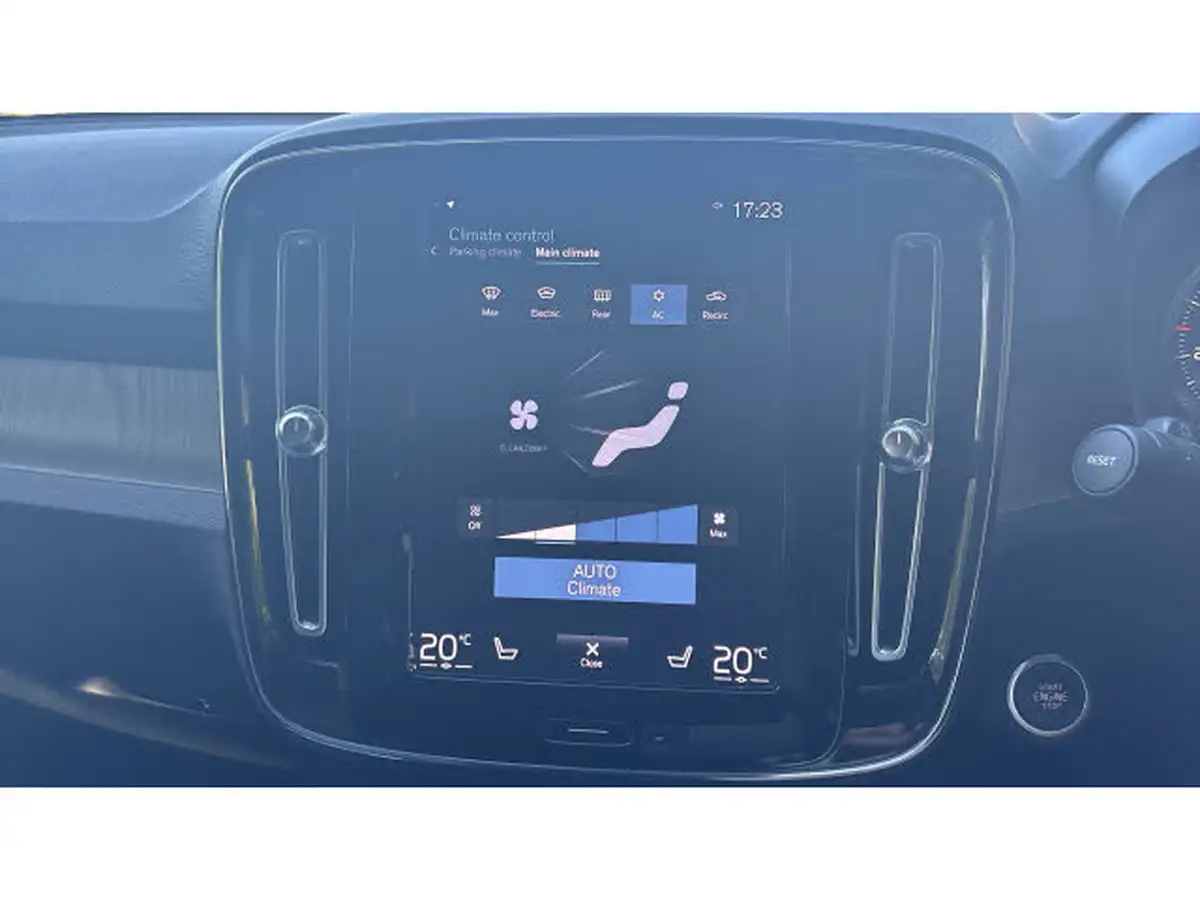 2020-volvo-xc40-20-b4-inscription-pro-big-32