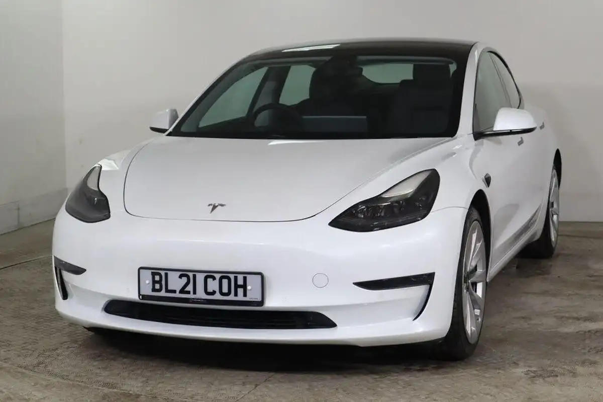 2021-tesla-model-3-e-long-range-4x4-big-2