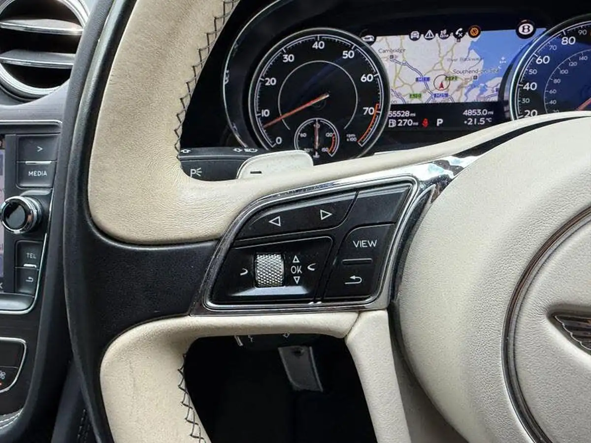 2018-bentley-bentayga-40-v8-big-26