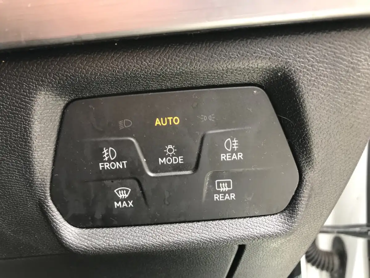 2022-seat-leon-10-tsi-evo-fr-hatchback-big-27
