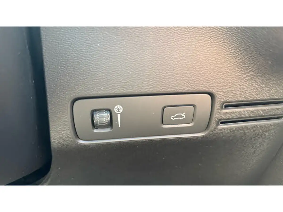 2018-volvo-xc40-20td-d4-first-edition-big-42