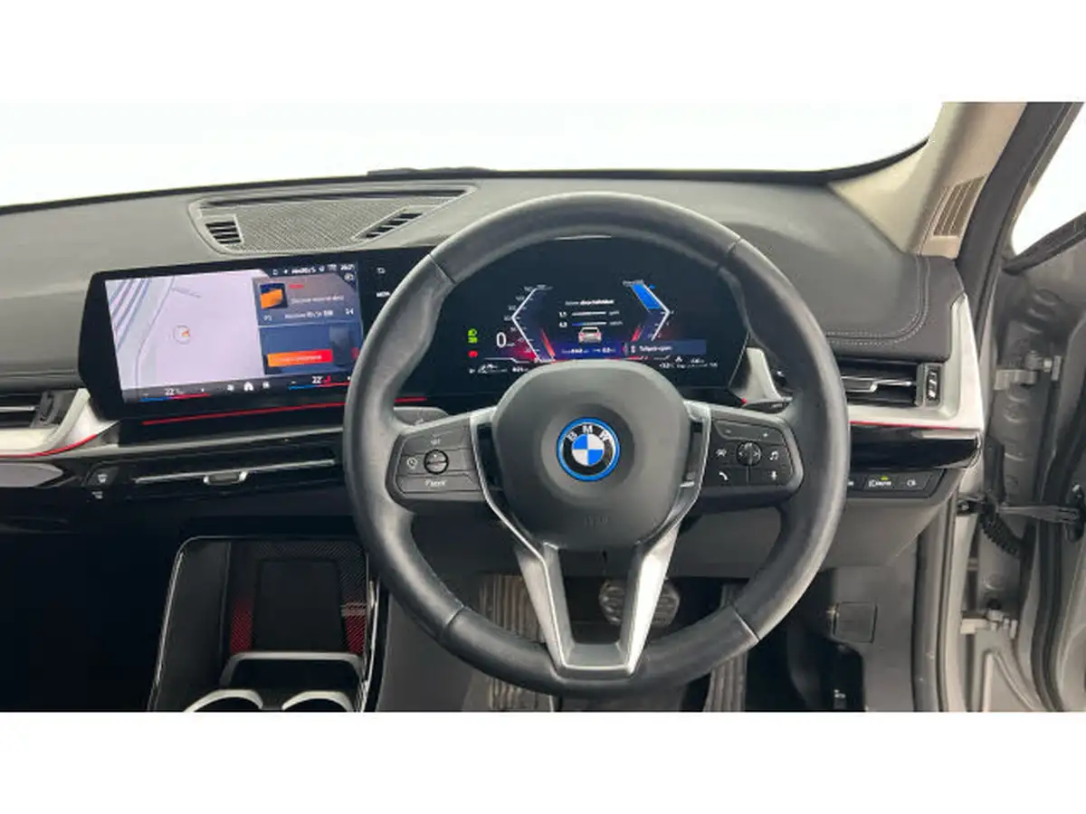 2024-bmw-x1-15-xdrive30e-xline-big-4