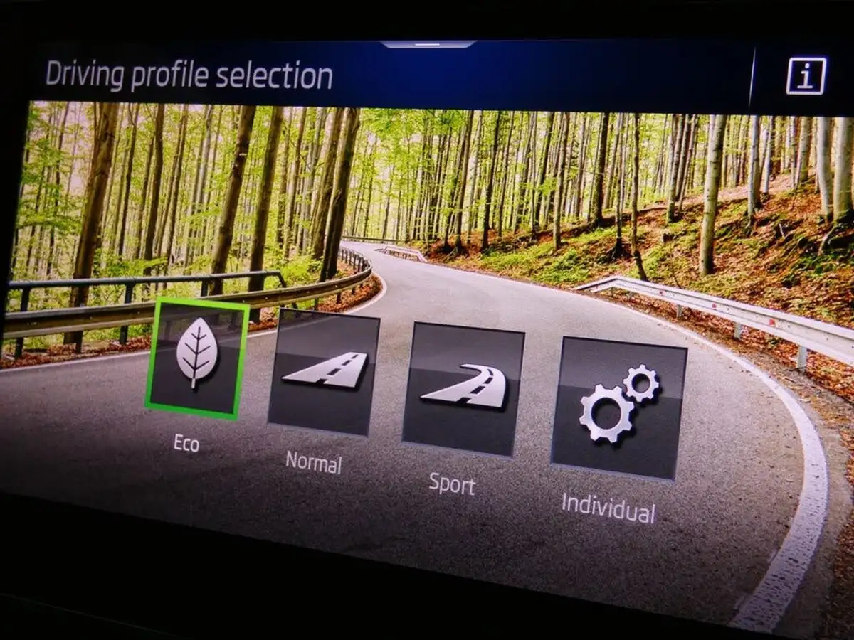 2021-skoda-superb-15-tsi-sportline-plus-estate-big-70