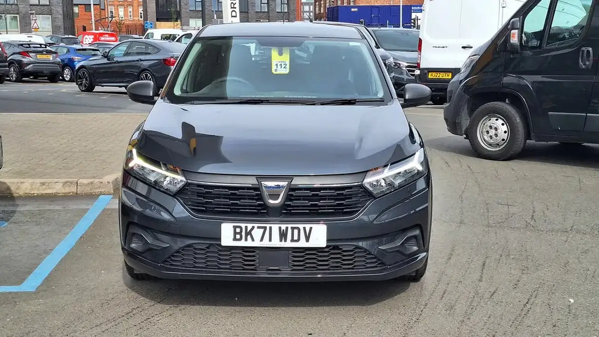 2021-dacia-sandero-10-sce-essential-big-1