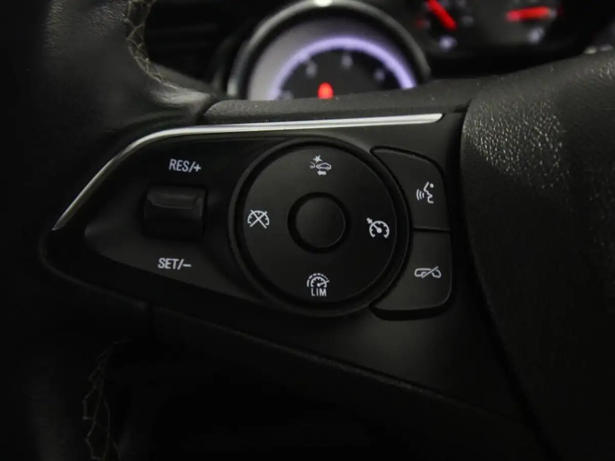 2020-vauxhall-insignia-grand-sport-16td-tech-line-nav-136ps-big-16