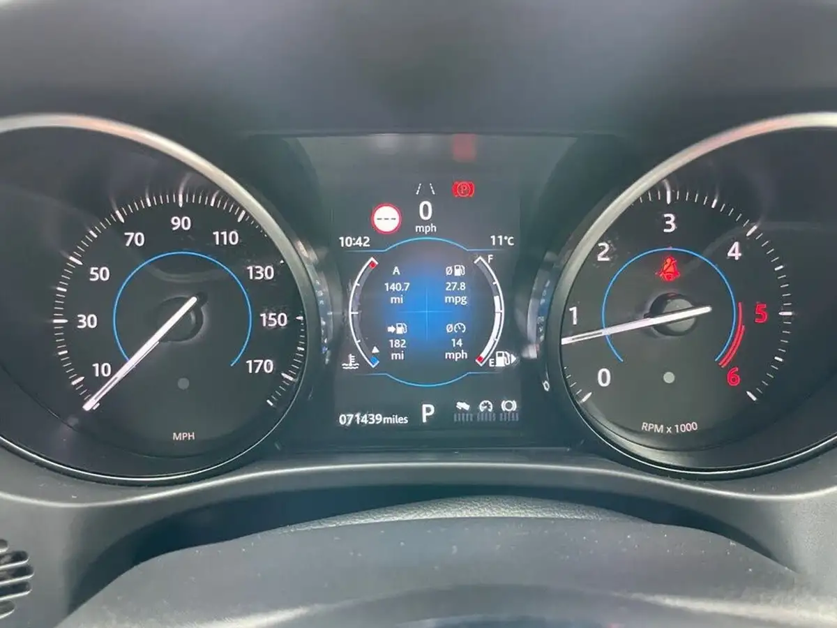 2018-jaguar-f-pace-20-i4d-r-sport-180ps-auto-big-36