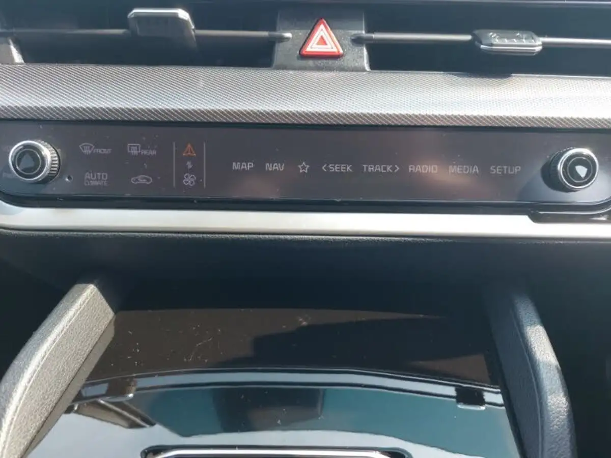 2024-kia-sportage-16-t-gdi-3-148bhp-48v-dct-big-18