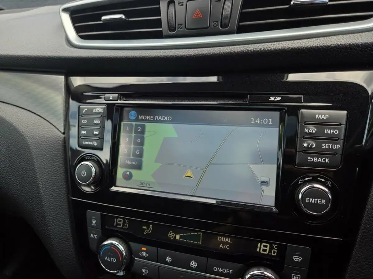2018-nissan-qashqai-12-dig-t-tekna-big-43