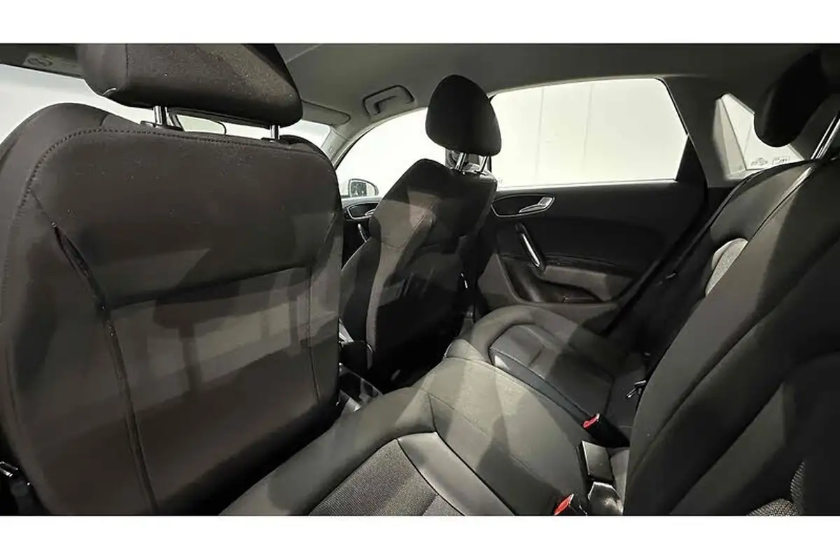 2016-audi-a1-10-tfsi-sportback-5d-big-20