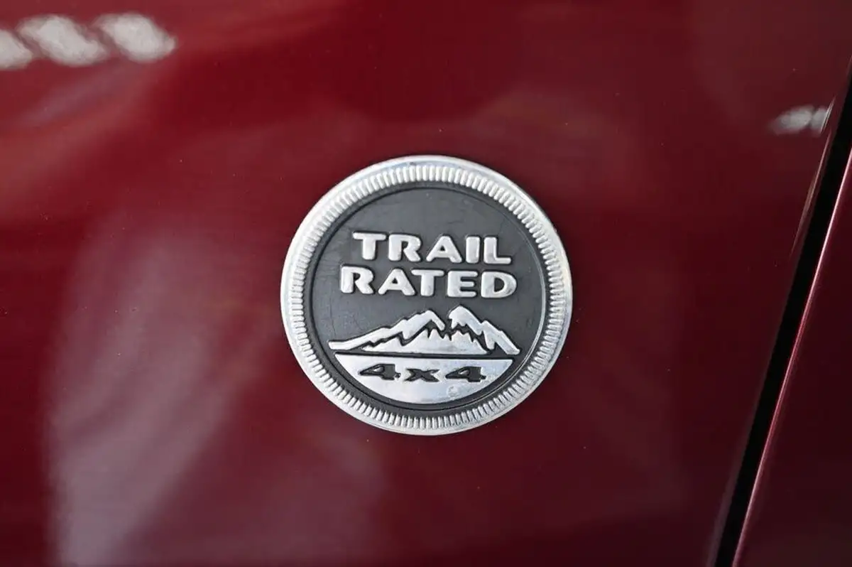2017-jeep-grand-cherokee-30crd-overland-4x4-big-32