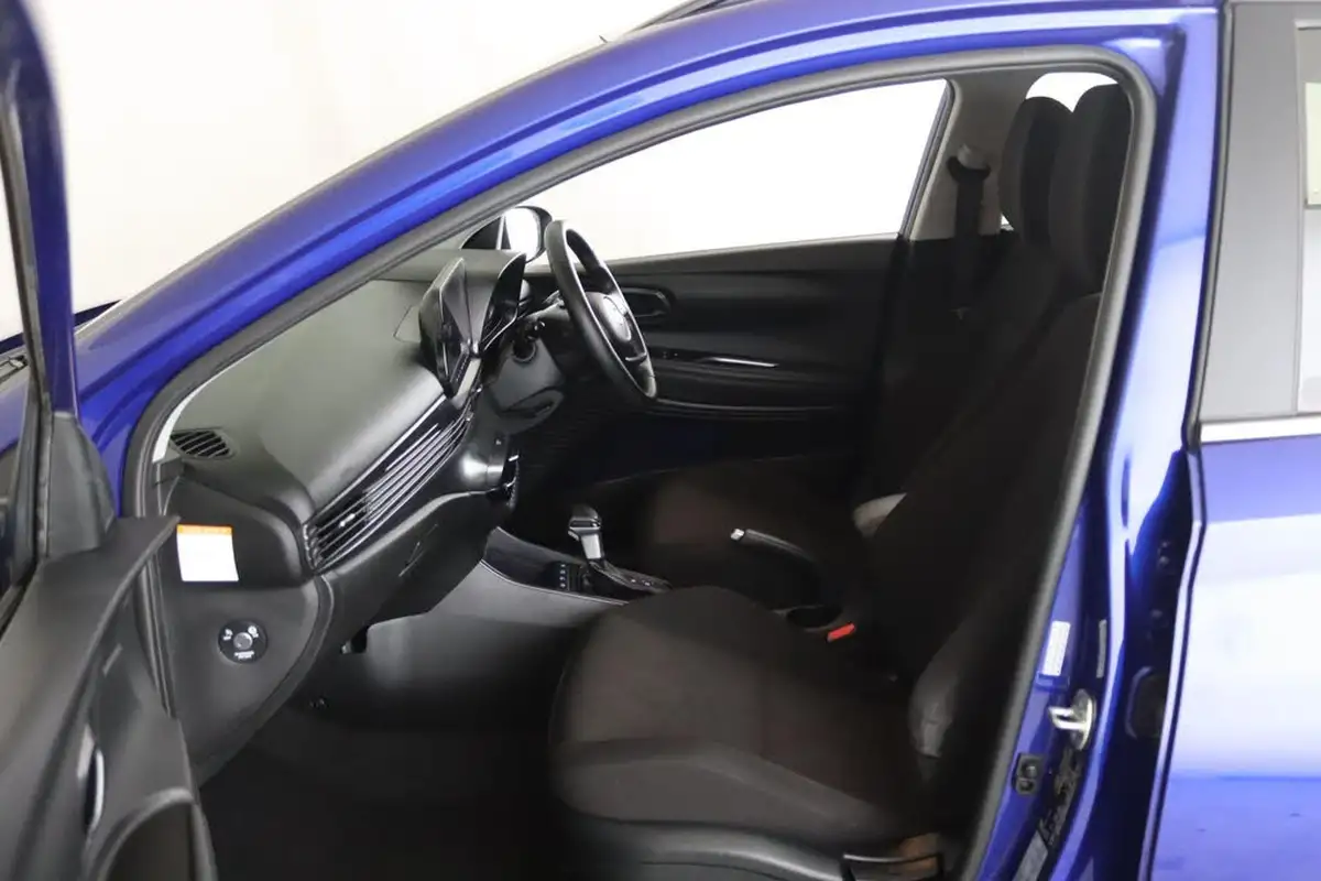 2023-hyundai-bayon-10-t-gdi-premium-100ps-dct-big-10