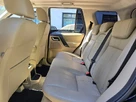 2011-land-rover-freelander-2-small-23