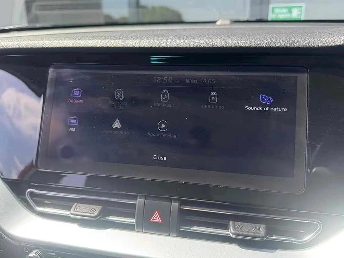 2022-kia-niro-16-gdi-3-156kwh-big-37