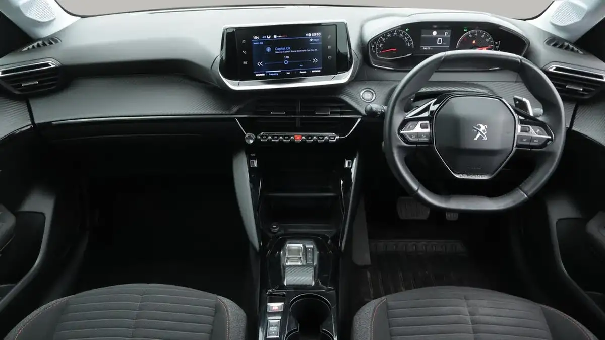 2022-peugeot-208-12-puretech-active-premium-100bhp-eat8-big-13