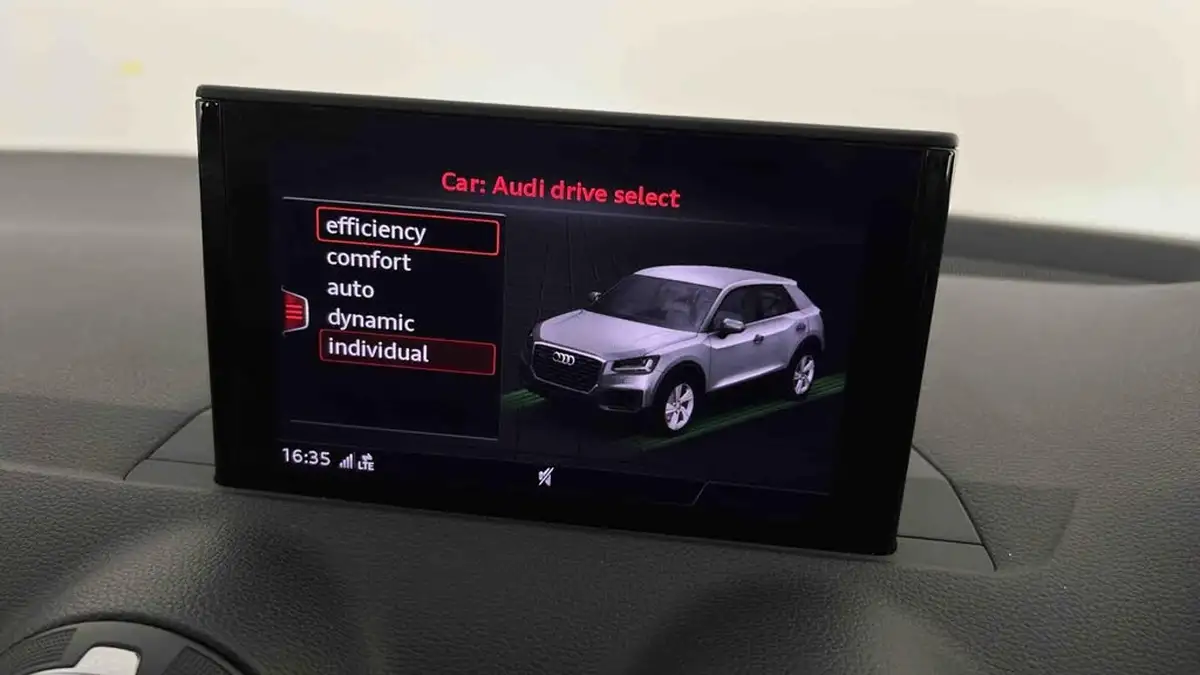 2018-audi-q2-20-tfsi-s-line-big-39