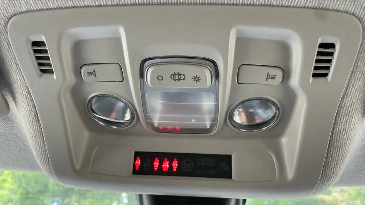 2021-citroen-c3-12-puretech-shine-83ps-big-38