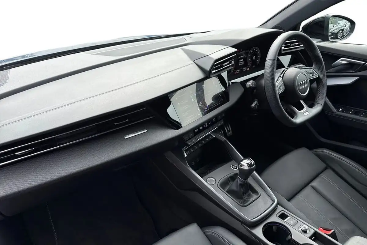 2024-audi-a3-15-35-tfsi-black-edition-sportback-5d-big-14