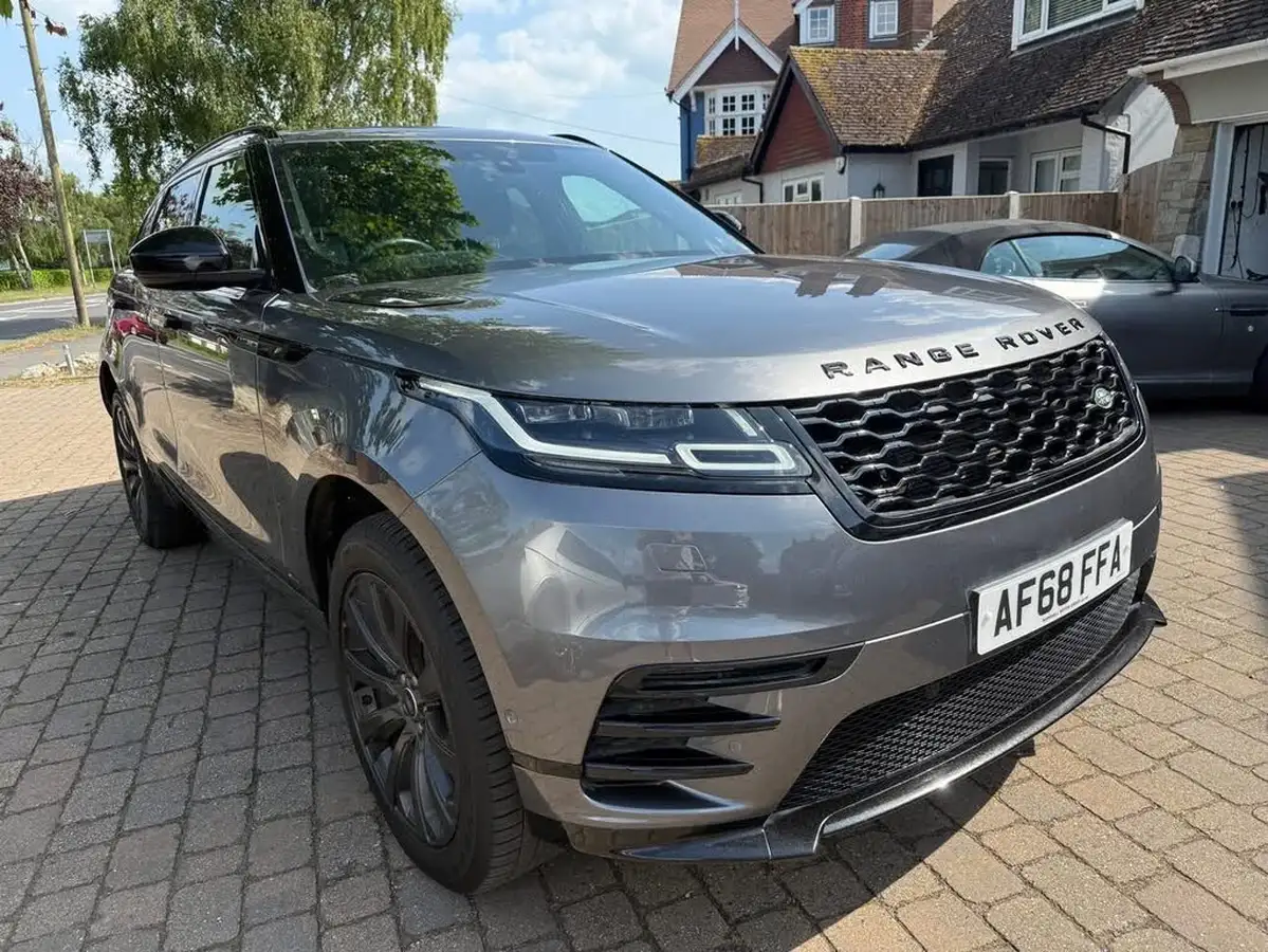 2018-land-rover-range-rover-velar-20-d240-r-dynamic-se-ss-big-0