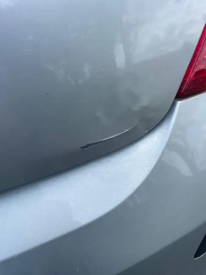 2011-peugeot-308-16-s-vti-auto-big-24