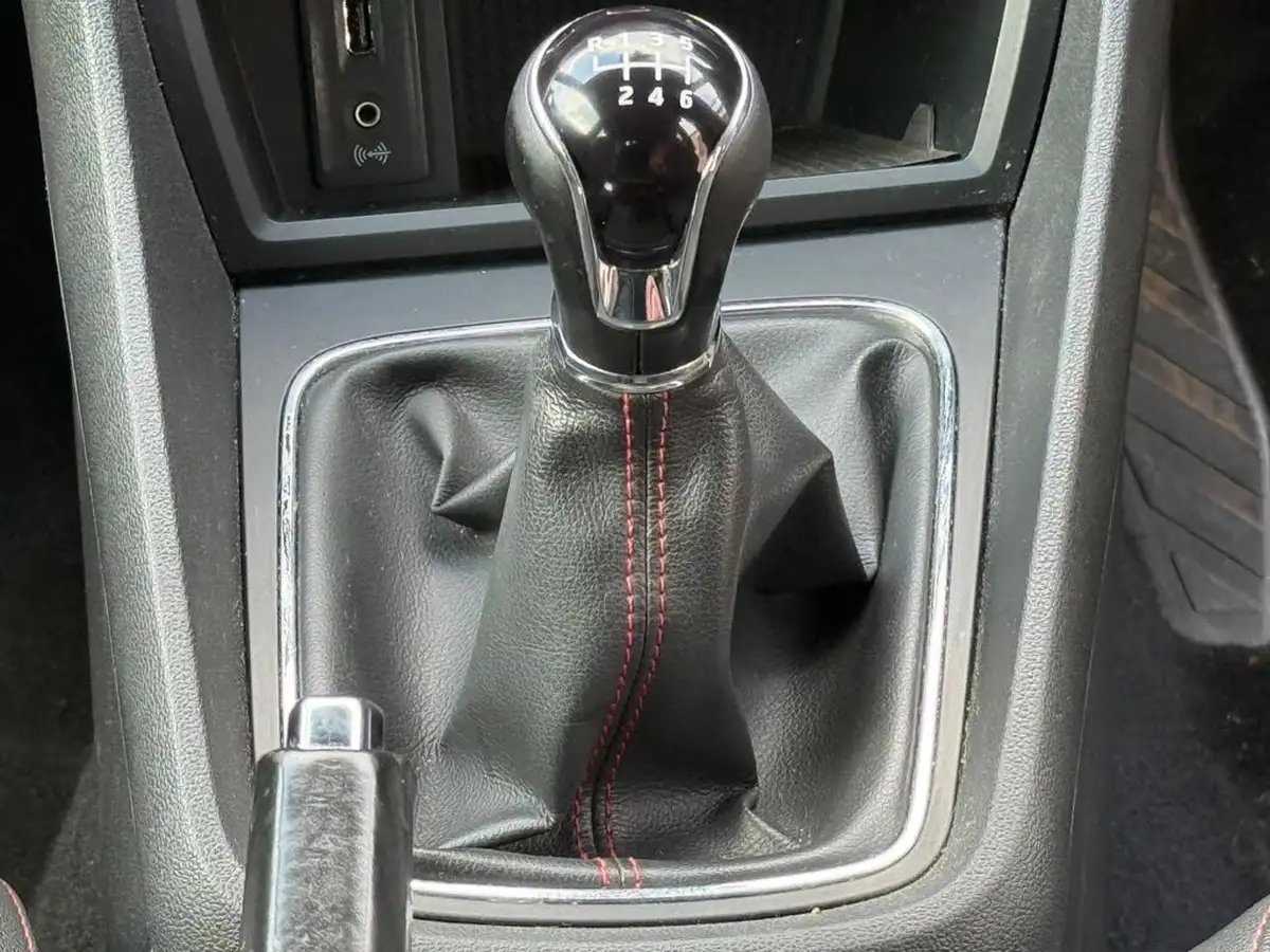 2017-seat-leon-20tdi-fr-titanium-technology-184ps-big-18