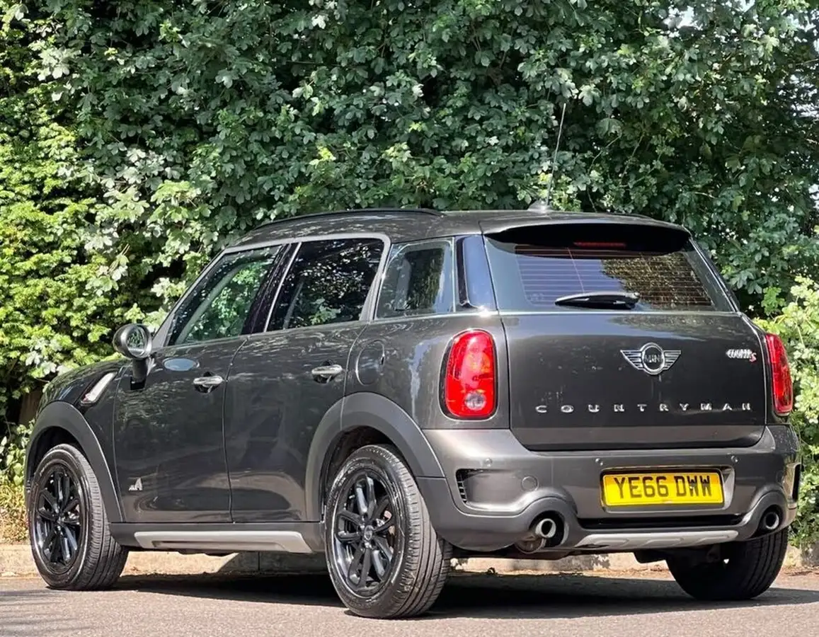 2016-mini-countryman-16-cooper-s-ss-all4-big-1