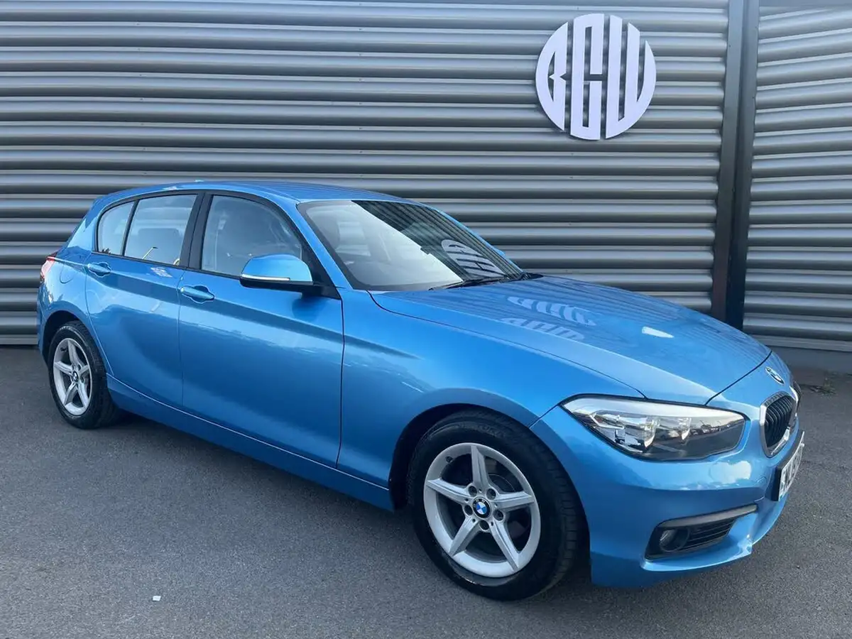 2019-bmw-1-series-15-118i-se-138bhp-5d-big-0