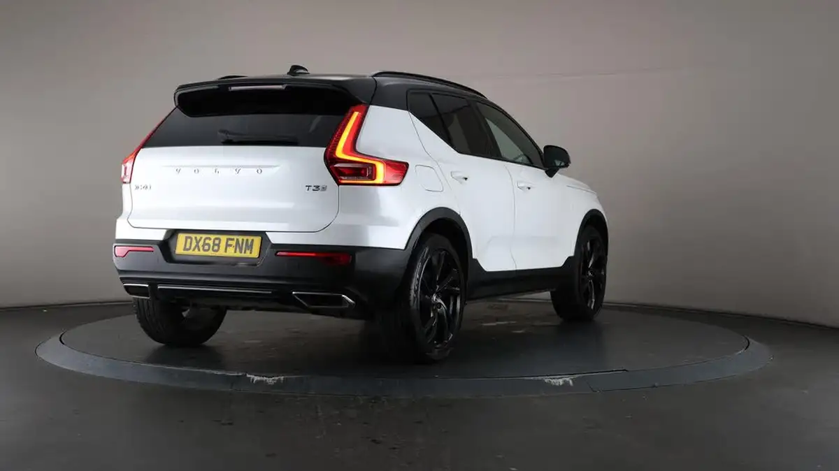 2018-volvo-xc40-15-t3-r-design-pro-big-70