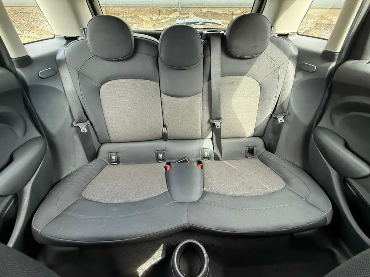 2015-mini-cooper-12-one-ss-5d-big-33