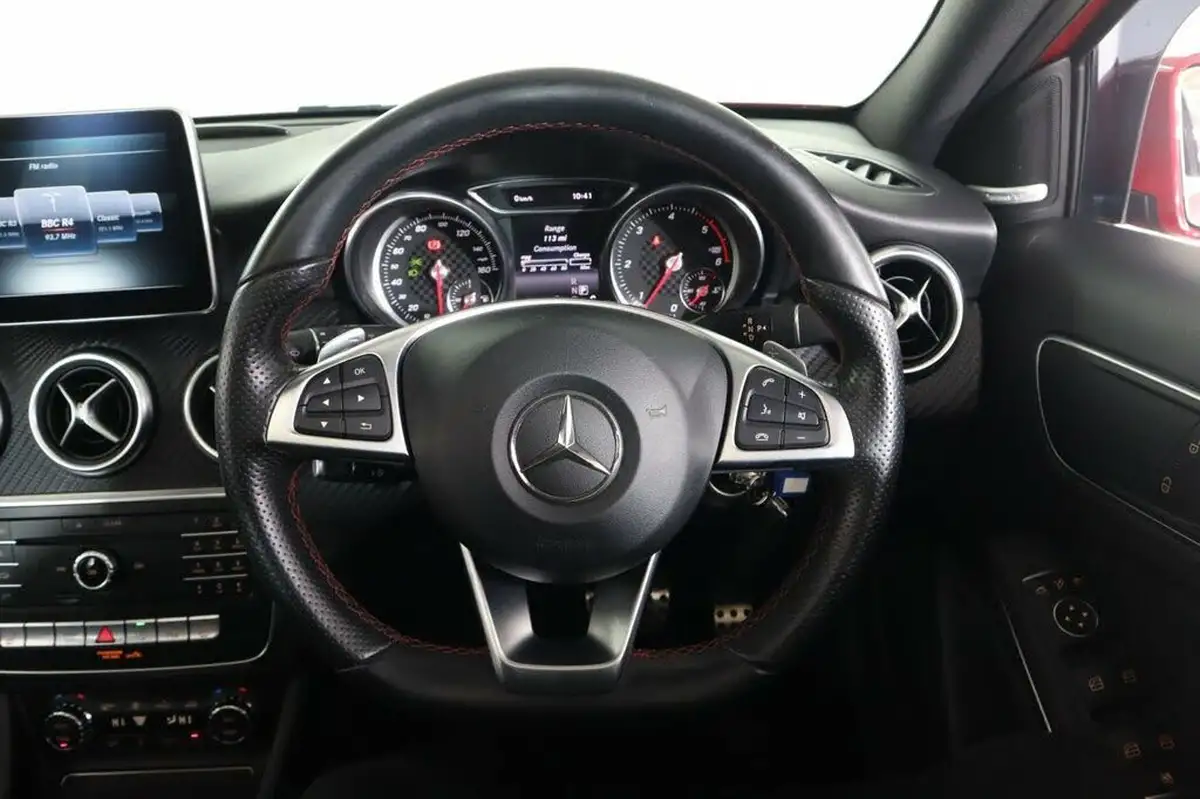 2016-mercedes-benz-a-class-21d-a200d-amg-line-136ps-premiumss-7g-dct-big-37