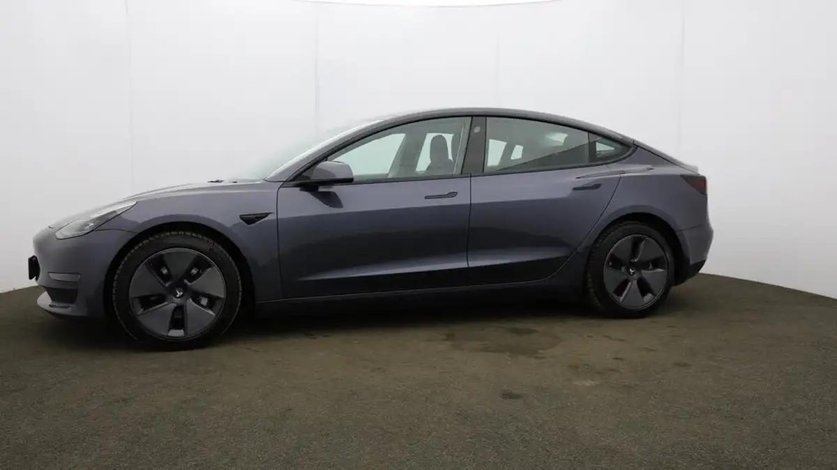 2021-tesla-model-3-e-long-range-4x4-big-36