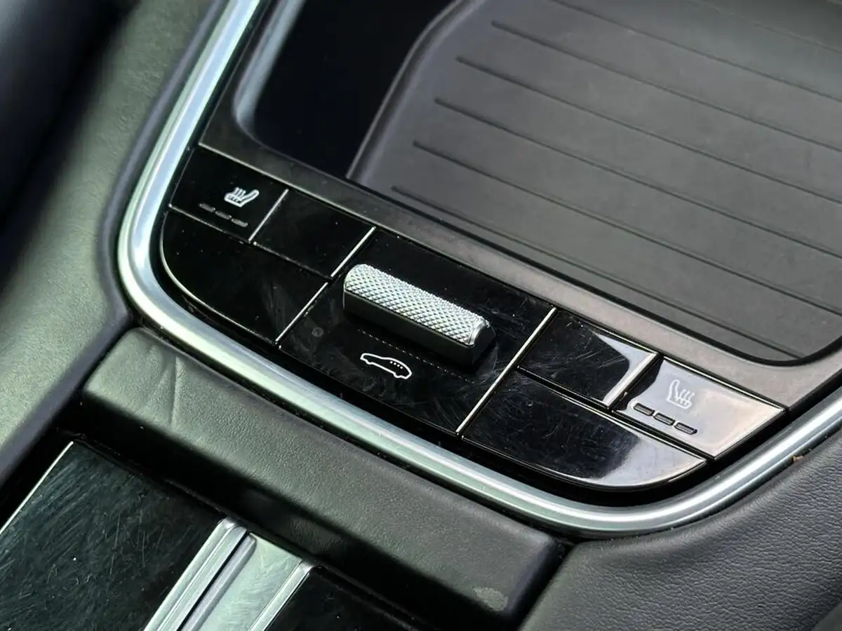 2017-porsche-panamera-40-v8-4s-diesel-422ps-sport-turismo-big-45