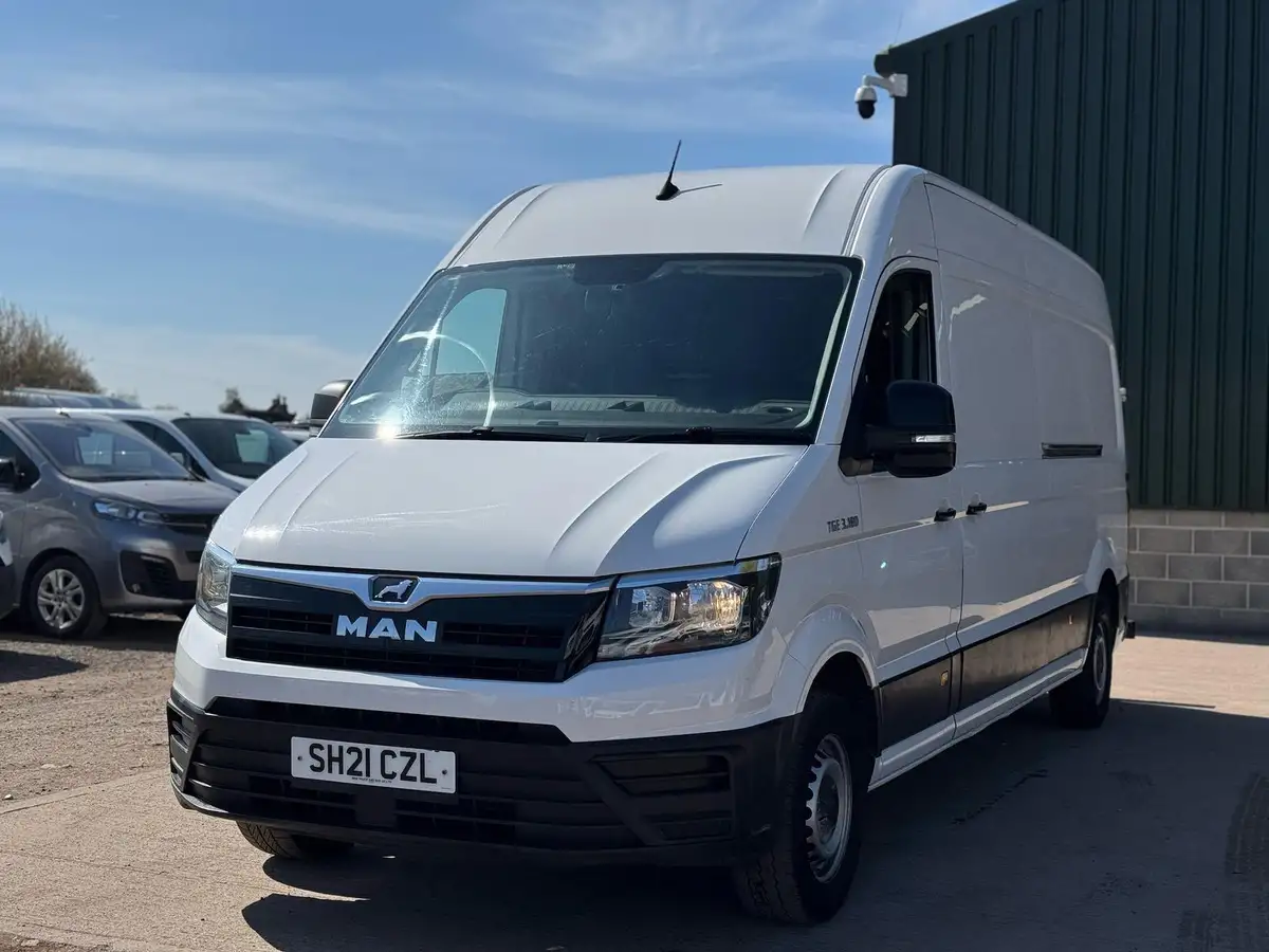 2021-man-tge-20-bitd-3180-long-177pseu6-rwd-high-roof-van-big-1