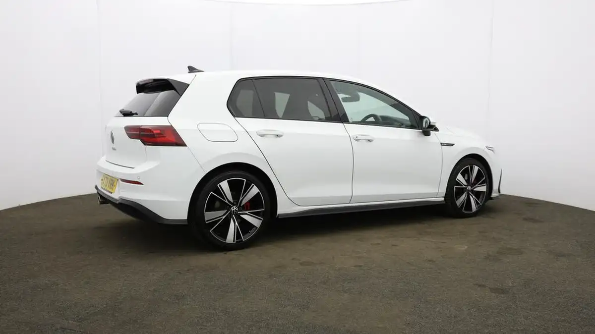 2023-volkswagen-golf-20tdi-gtd-big-49