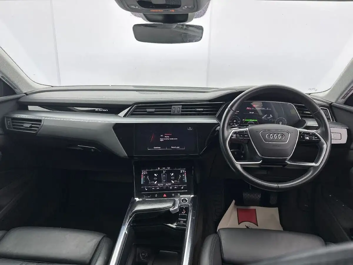 2021-audi-e-tron-50e-sport-station-wagon-big-6