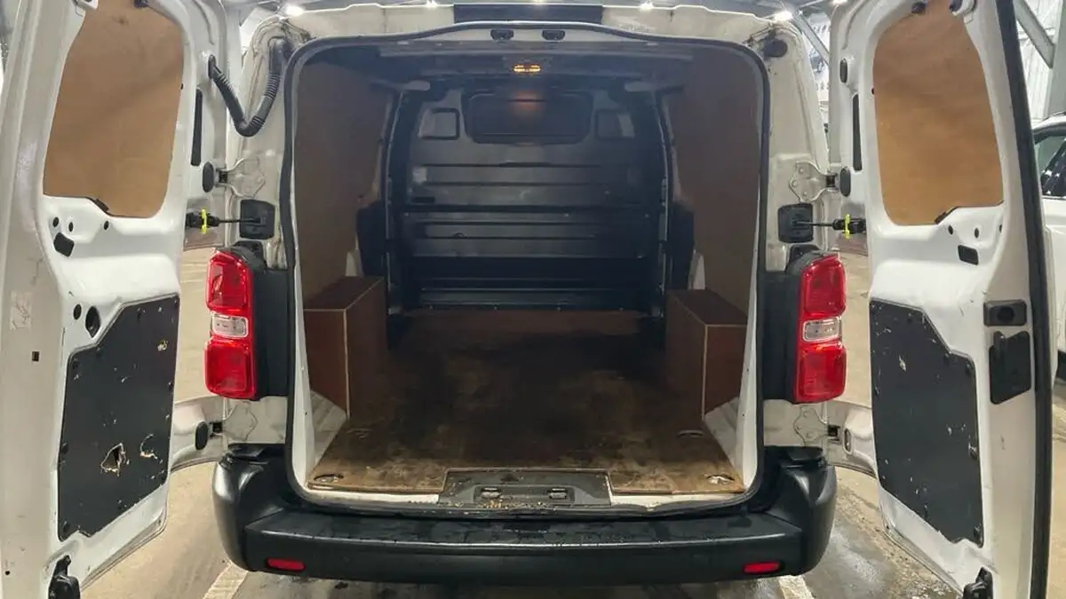 2021-vauxhall-vivaro-15td-2900-l2h1-dynamic-100pseu6dt-big-4