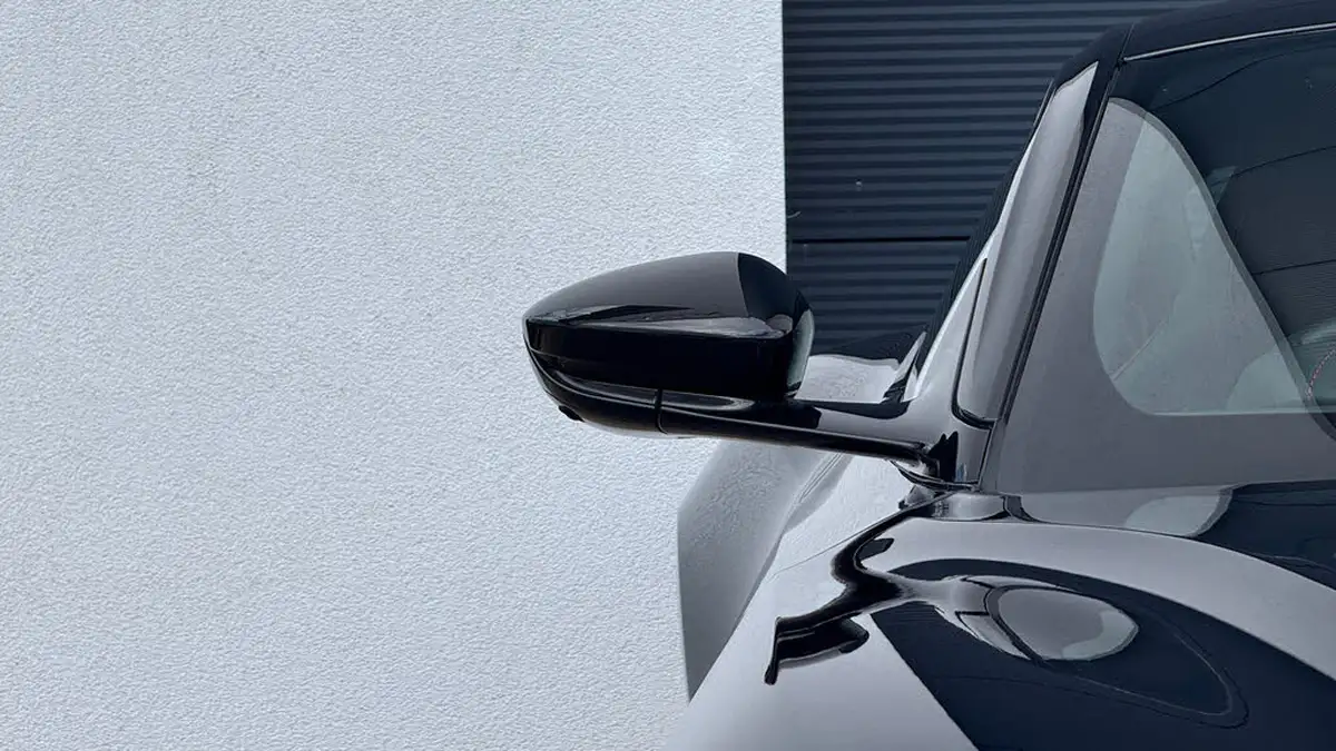2020-aston-martin-dbs-52-v12-superleggera-big-20