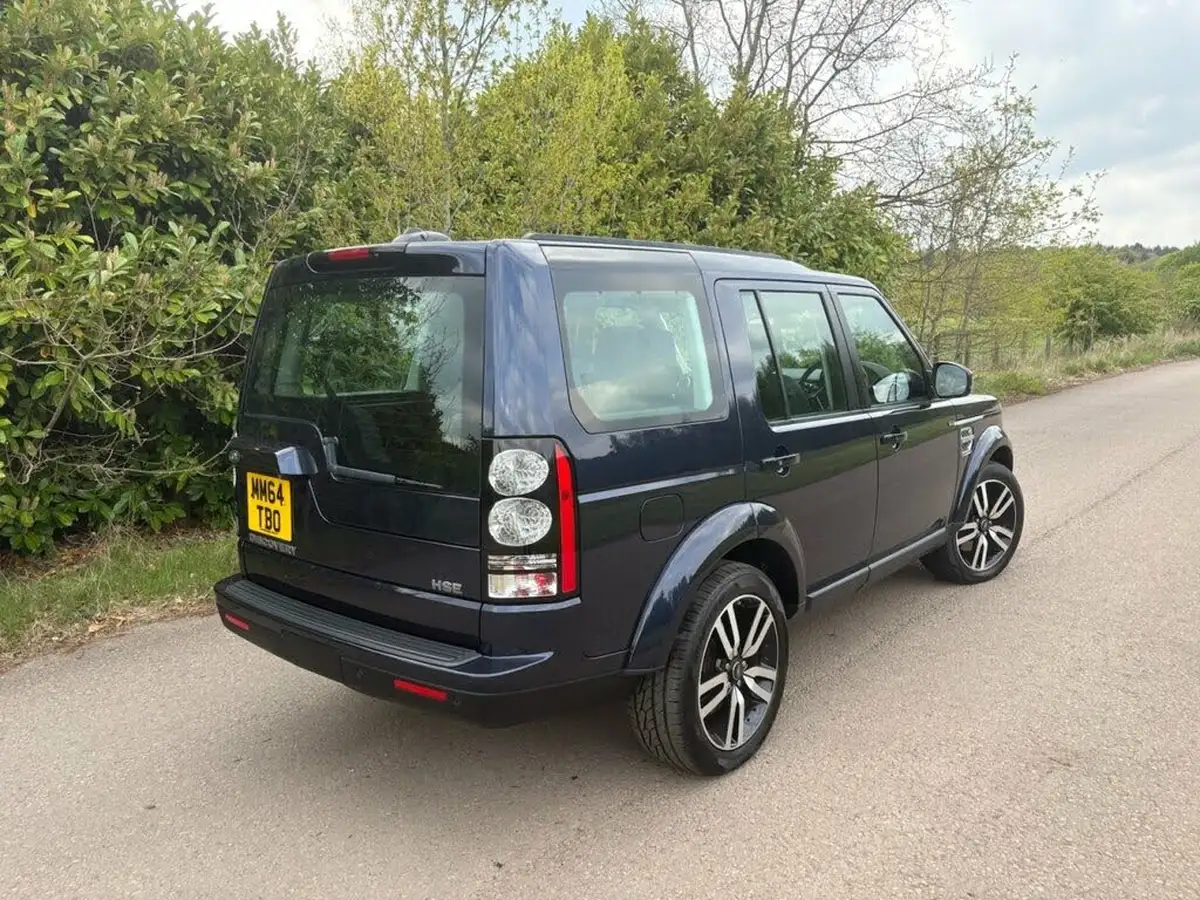 2014-land-rover-discovery-4-30-sd-v6-hse-big-3