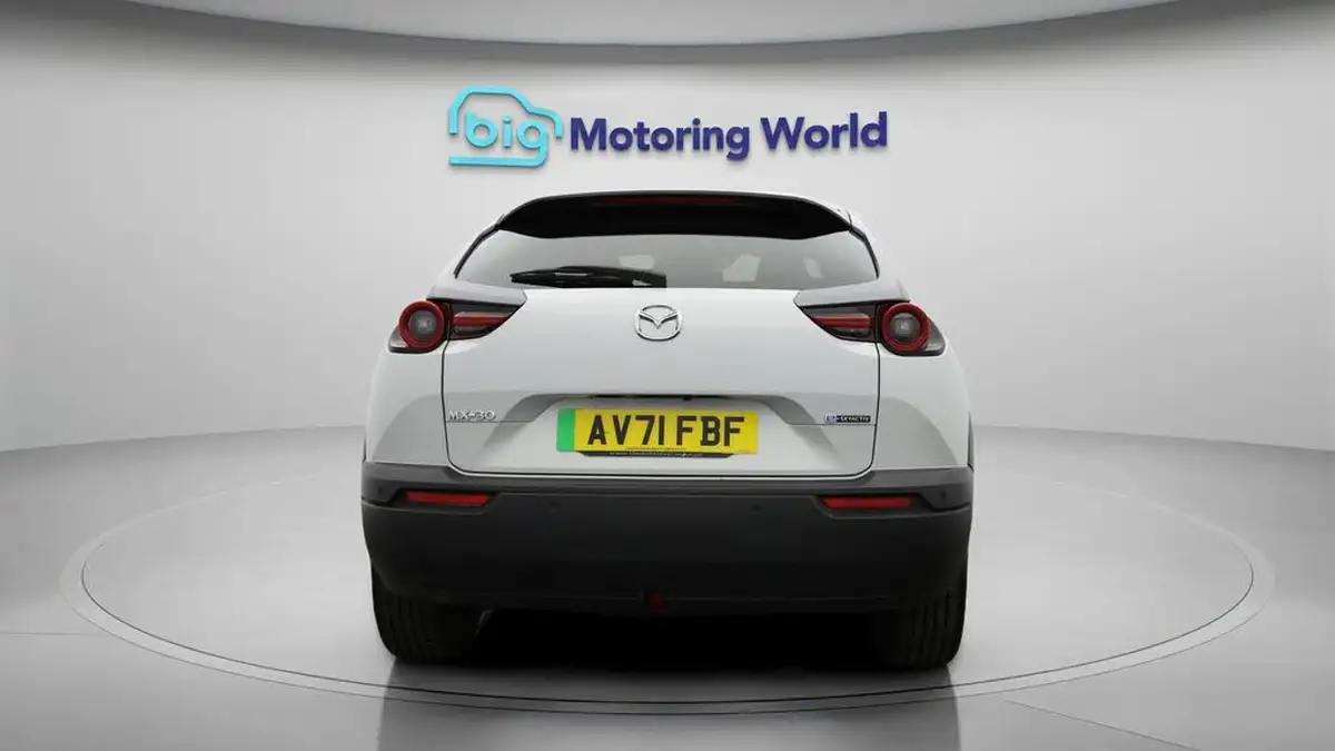 2021-mazda-mx-30-e-first-edition-big-6