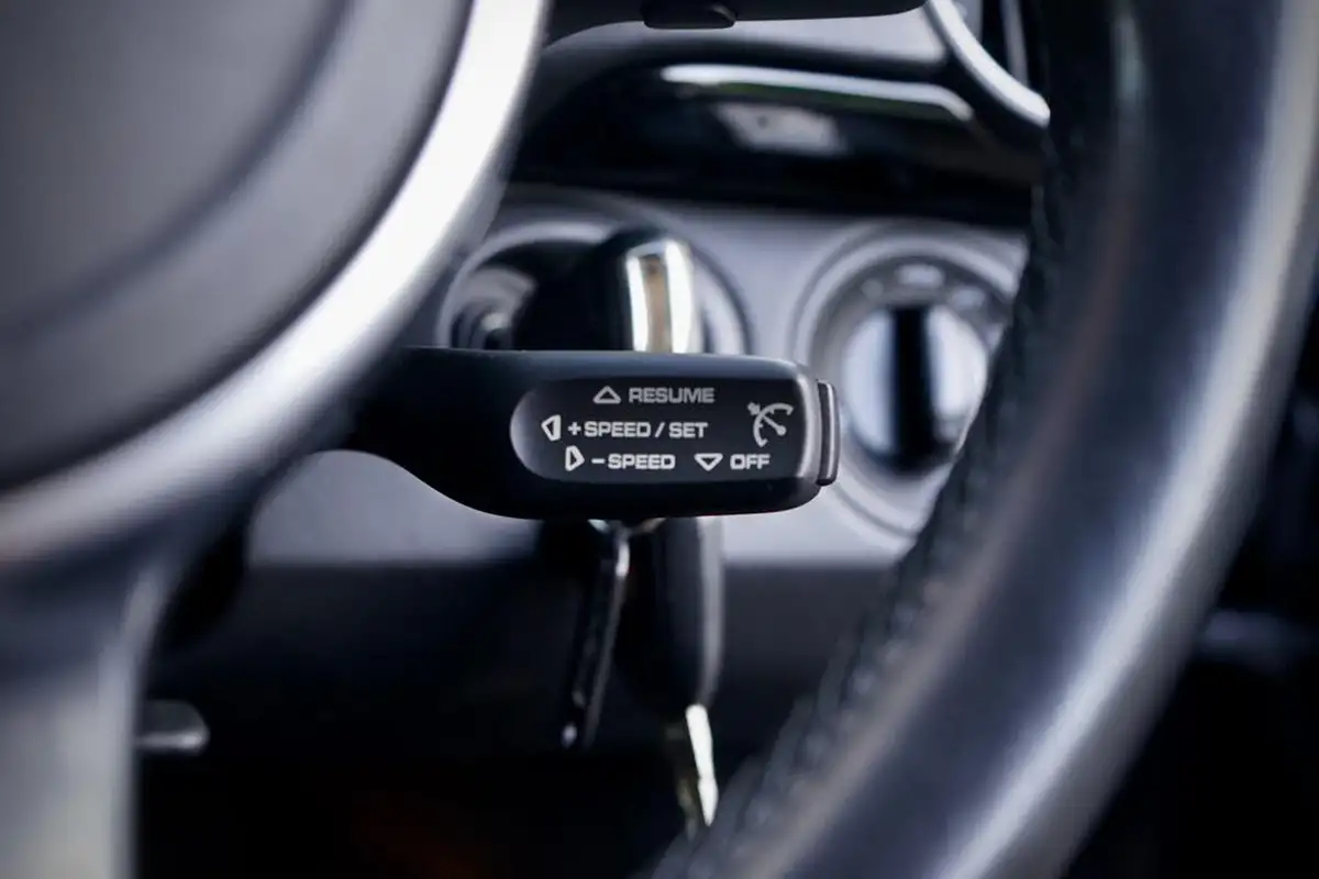 2011-porsche-boxster-s-34-black-edition-big-18
