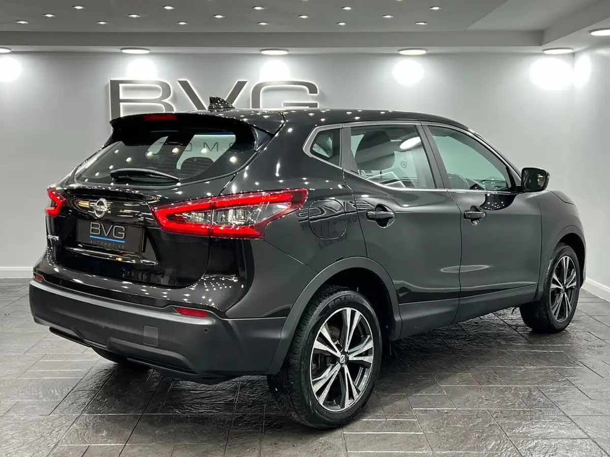 2018-nissan-qashqai-15dci-acenta-premium-big-11