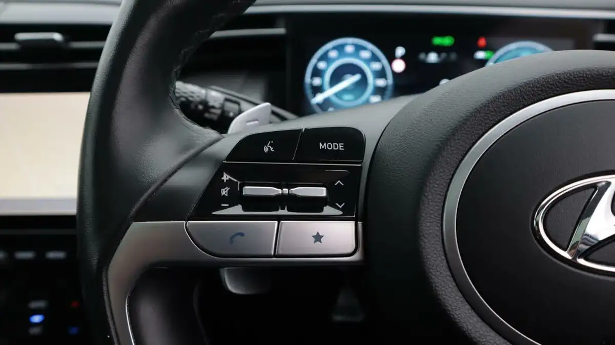 2021-hyundai-tucson-16-t-gdi-ultimate-230ps-hybrid-auto-big-26