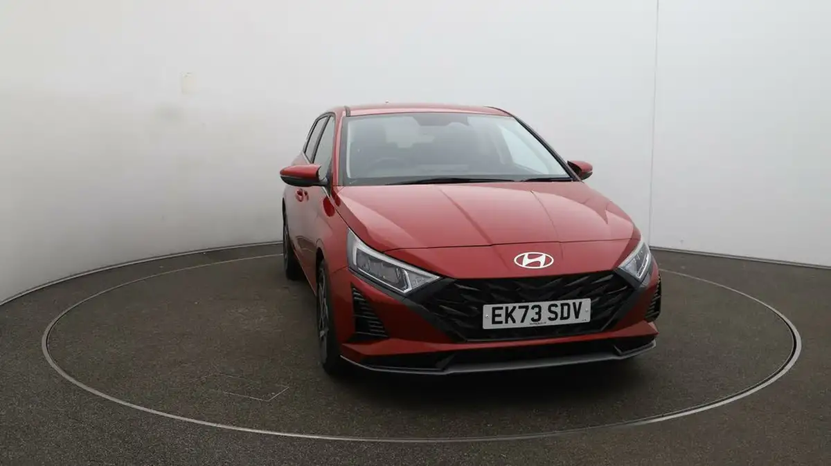 2024-hyundai-i20-10-t-gdi-premium-dct-big-34